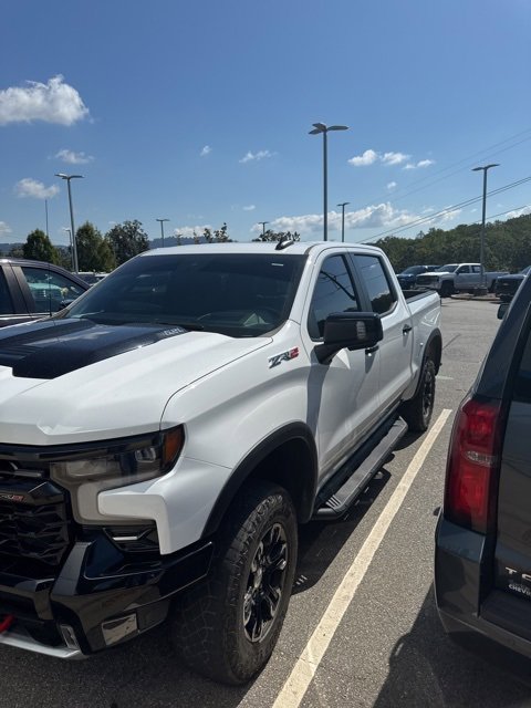 2022 Chevrolet Silverado 1500 ZR2 photo 2
