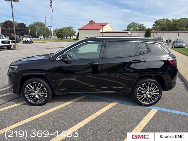 2022 Jeep Compass Limited photo 2