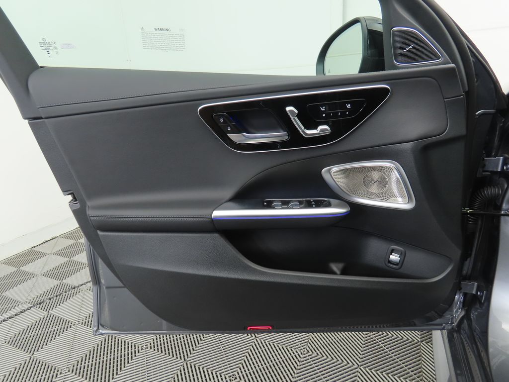 2025 Mercedes Benz C 300 photo 24