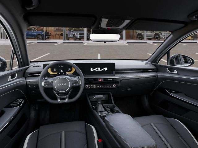 2025 Kia K5 GT-Line photo 12