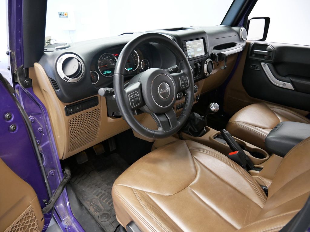 Used 2017 Jeep Wrangler Unlimited Rubicon with VIN 1C4HJWFG7HL628087 for sale in Coon Rapids, Minnesota