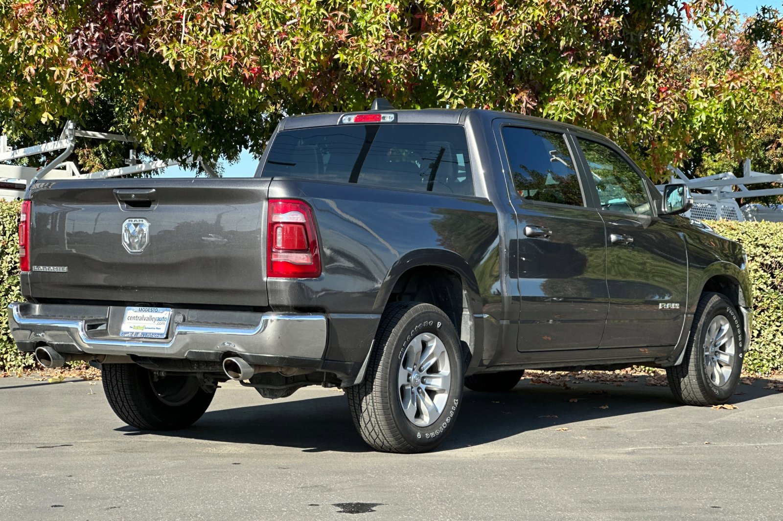 2024 Ram 1500 Laramie photo 4