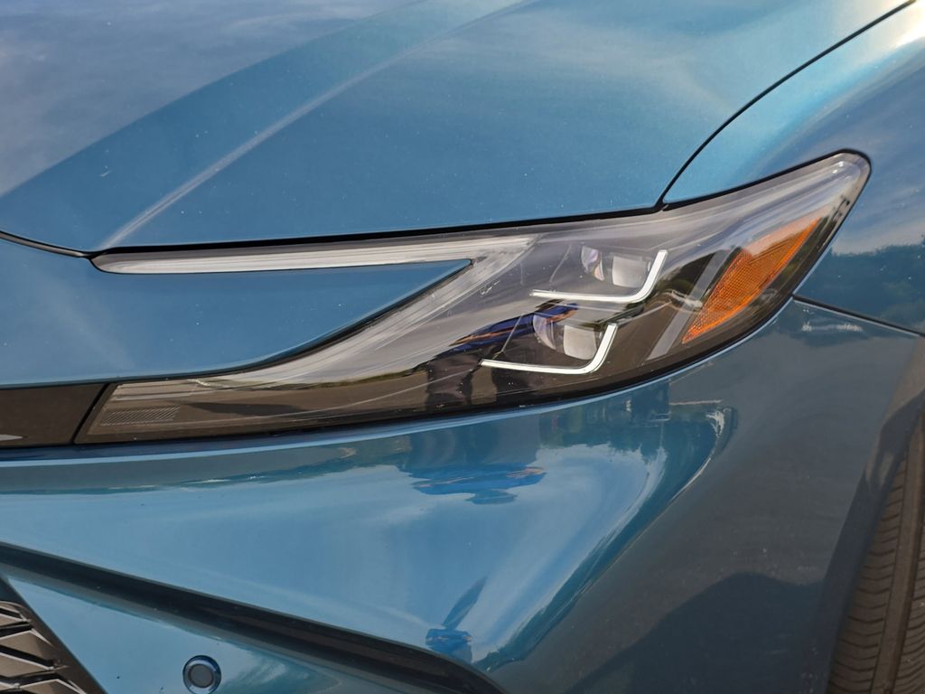2025 Toyota Camry XSE photo 29