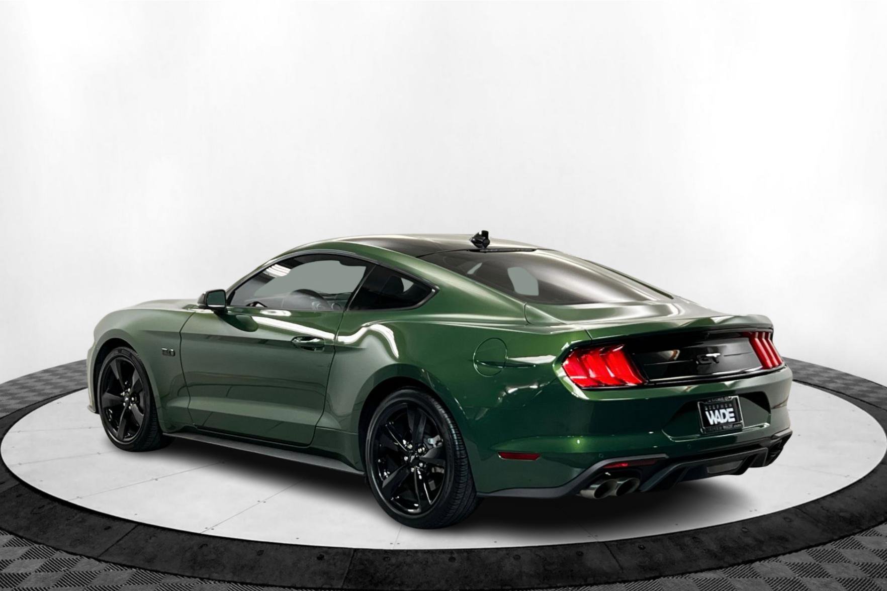 2022 Ford Mustang GT Premium photo 3