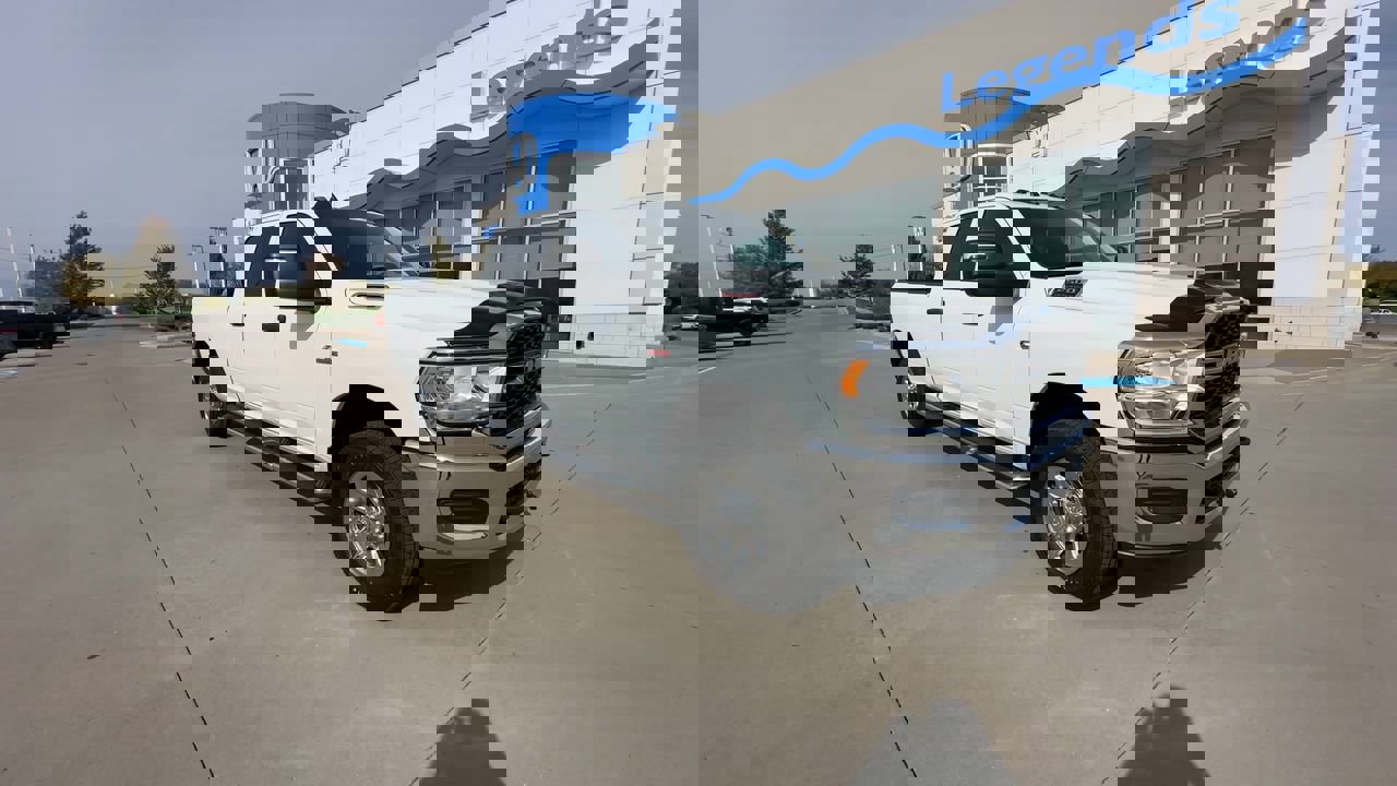 Used 2023 RAM Ram 2500 Pickup Tradesman with VIN 3C6UR5HLXPG544361 for sale in Kansas City