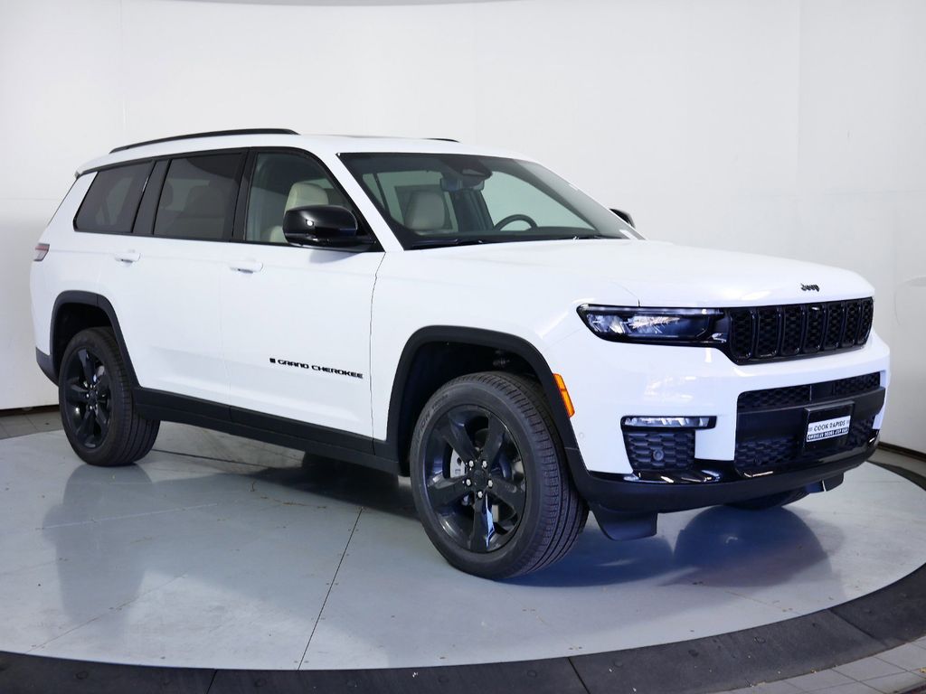 Used 2025 Jeep Grand Cherokee L Limited with VIN 1C4RJKBG6S8627526 for sale in Coon Rapids, Minnesota