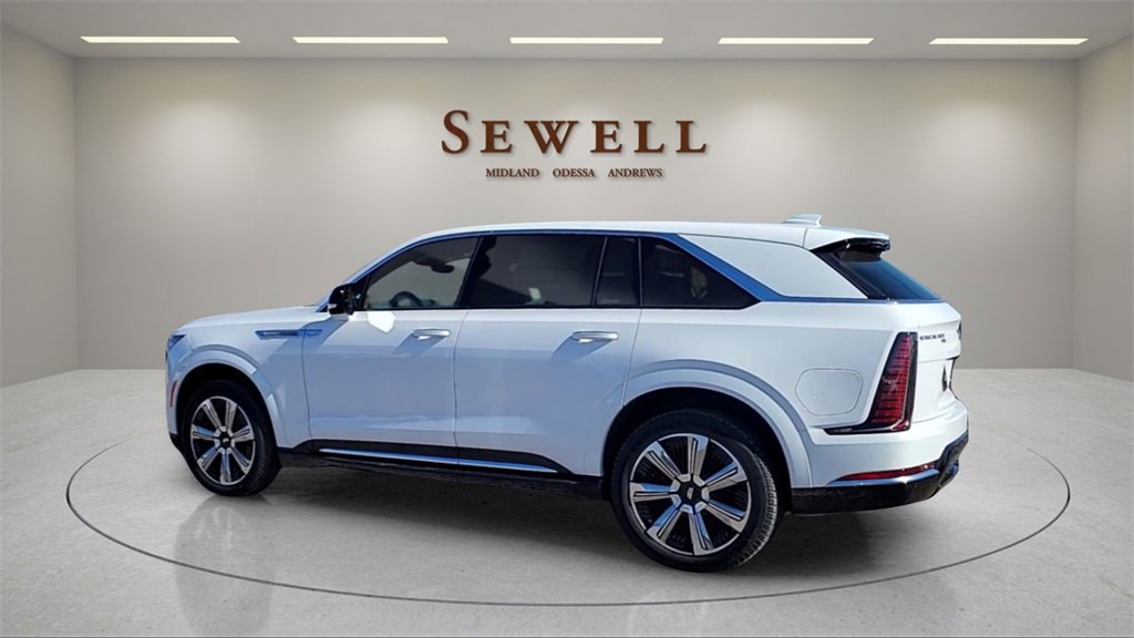 2025 Cadillac Escalade IQ Luxury photo 5