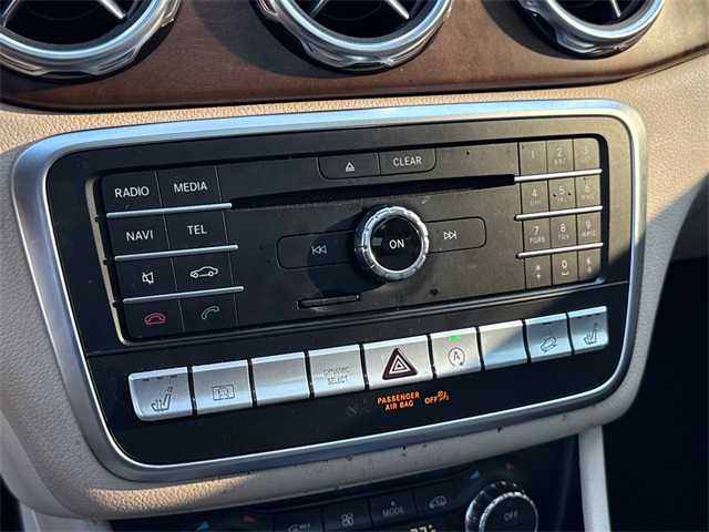 2020 Mercedes Benz GLA 250 4MATIC photo 21