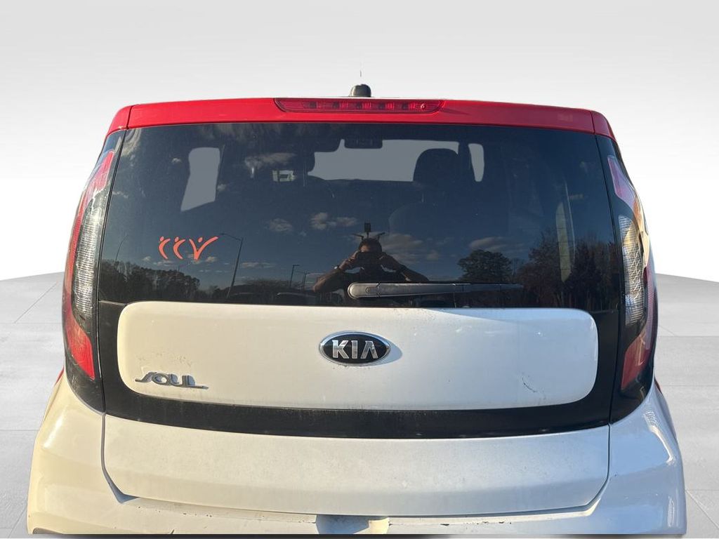 2017 Kia Soul Base photo 3