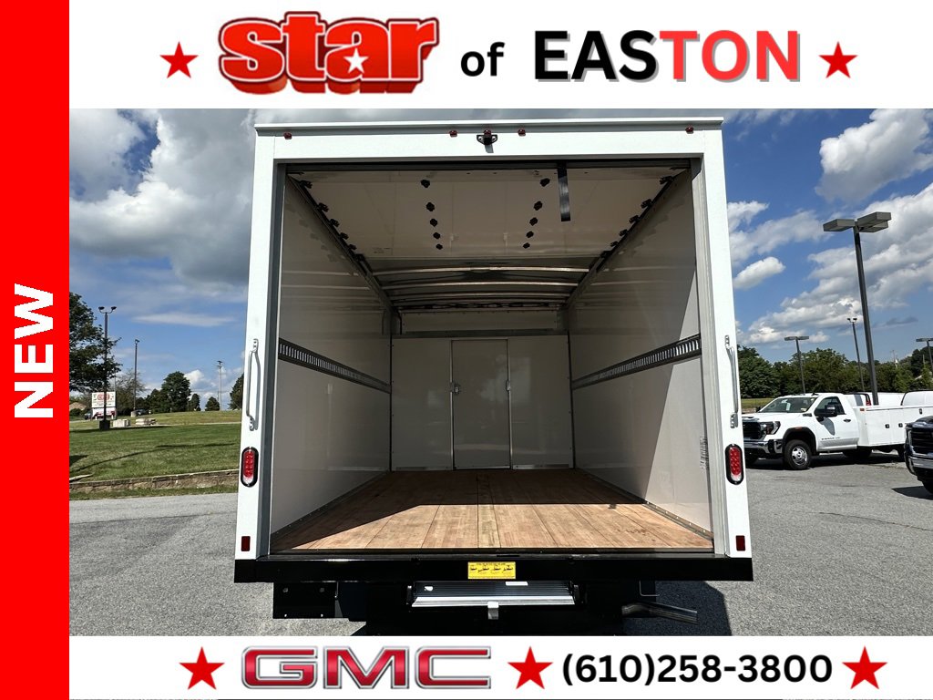 2024 Gmc Savana Cutaway 3500 photo 16