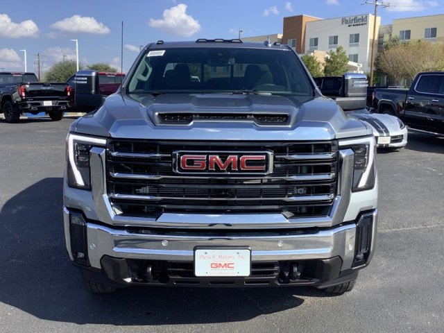 2026 Gmc Sierra 3500 HD SLT photo 2