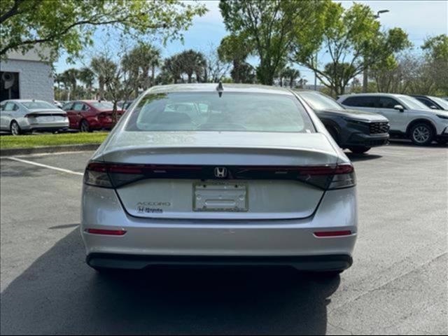 2025 Honda Accord 1.5T LX photo 6