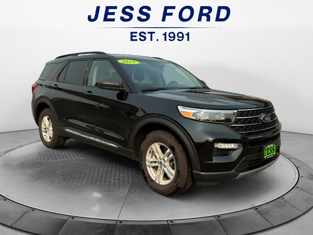 2024 Ford Explorer XLT photo 7