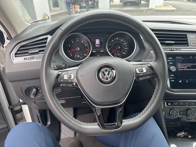 2021 Volkswagen Tiguan SE photo 4