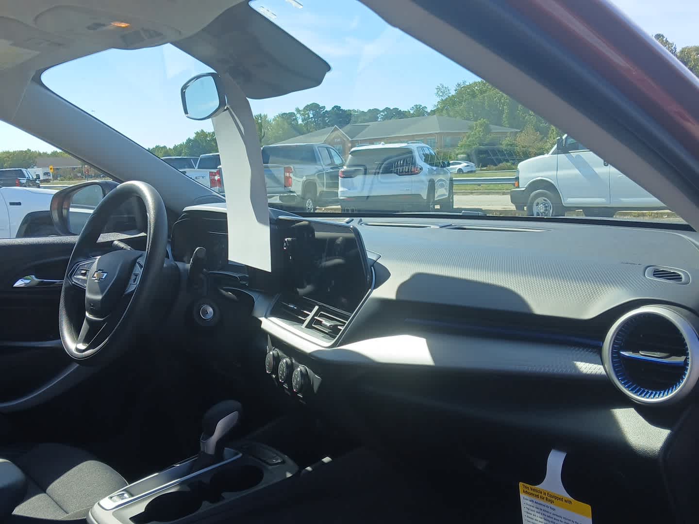 2024 Chevrolet Trax LS photo 17