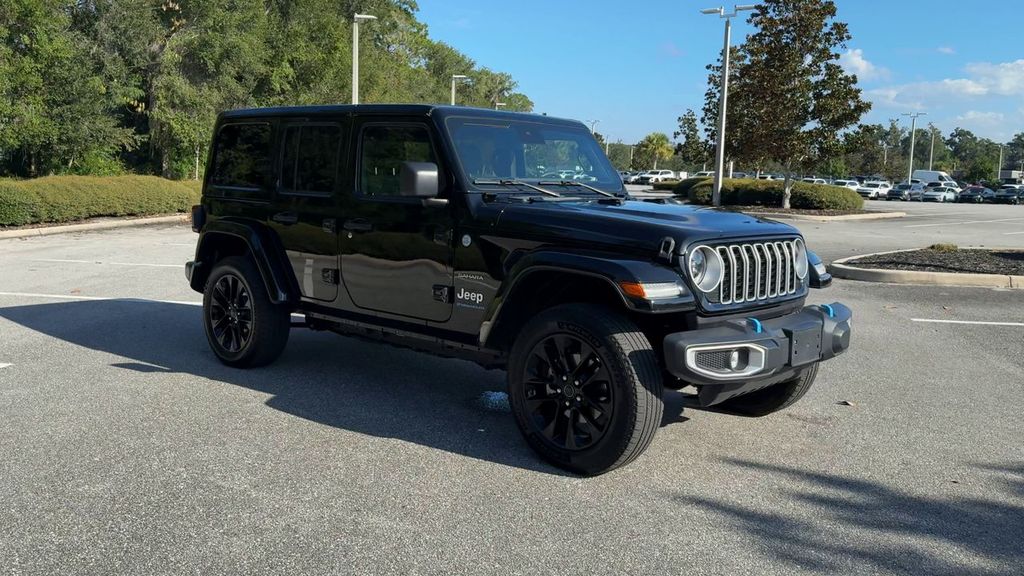 2024 Jeep Wrangler Sahara 4xe photo 2