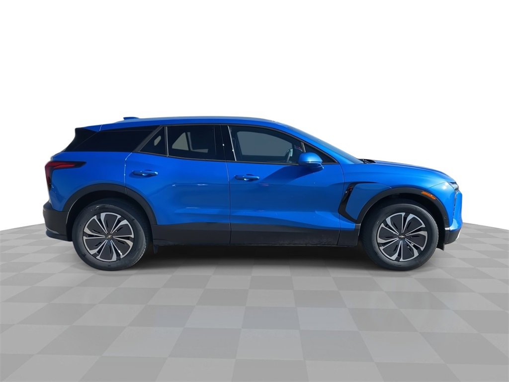 2025 Chevrolet Blazer EV photo 9