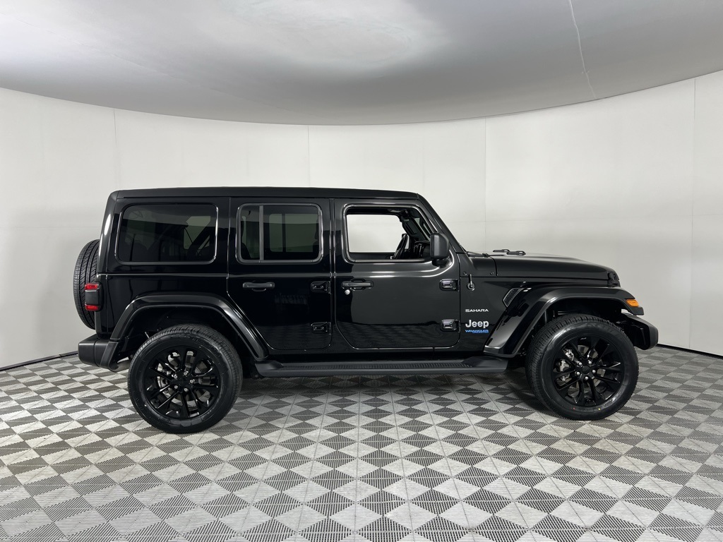2021 Jeep Wrangler Unlimited Sahara 4xe photo 3