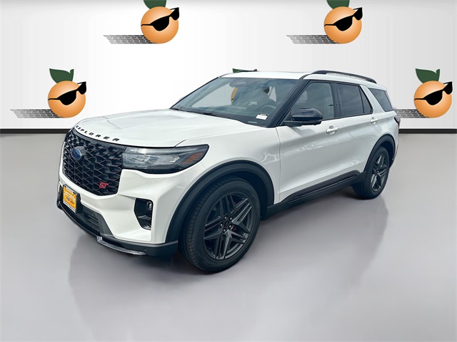 2025 Ford Explorer ST photo 3