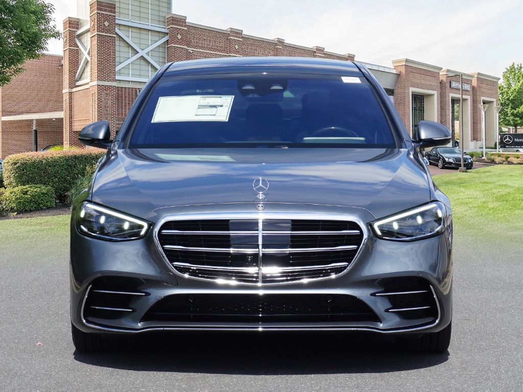 2026 Mercedes Benz S 580 4MATIC photo 2