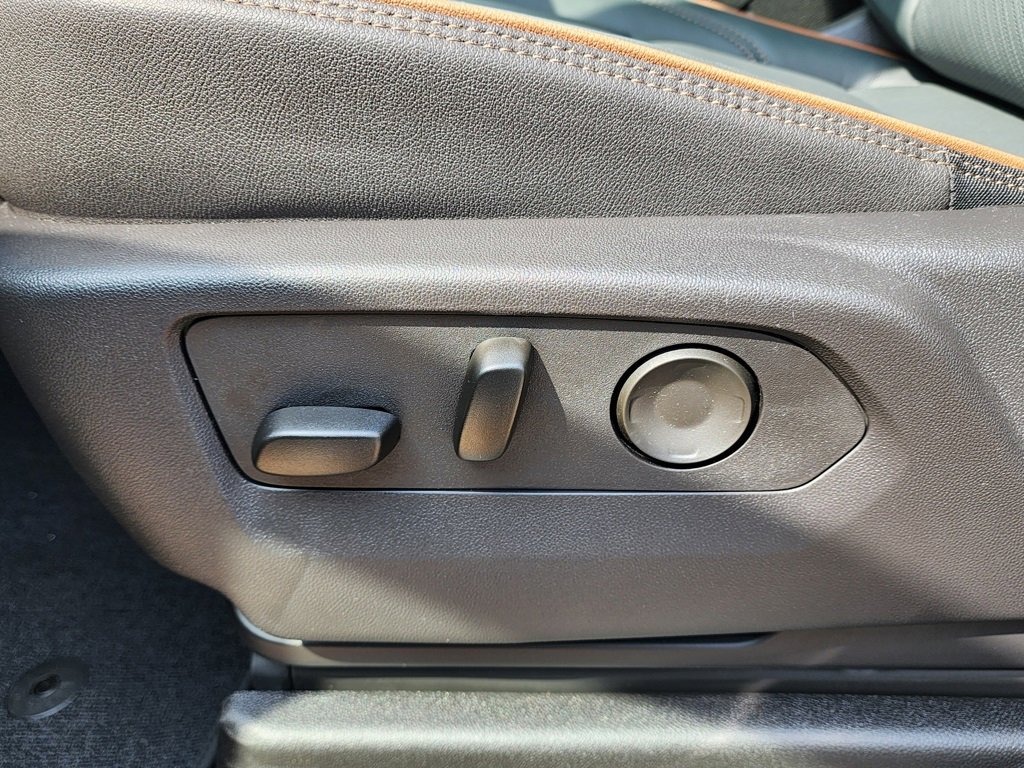 2026 Gmc Yukon XL AT4 photo 19