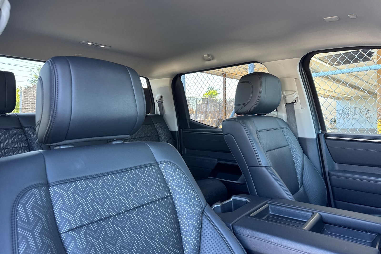 2022 Toyota Tundra Limited photo 16