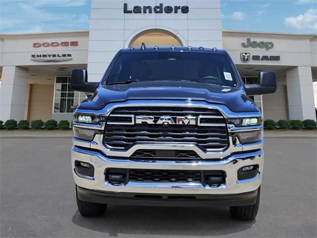 2025 Ram 2500 Tradesman photo 2