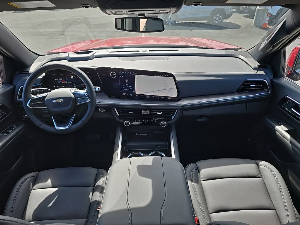 2025 Chevrolet Suburban LT photo 26