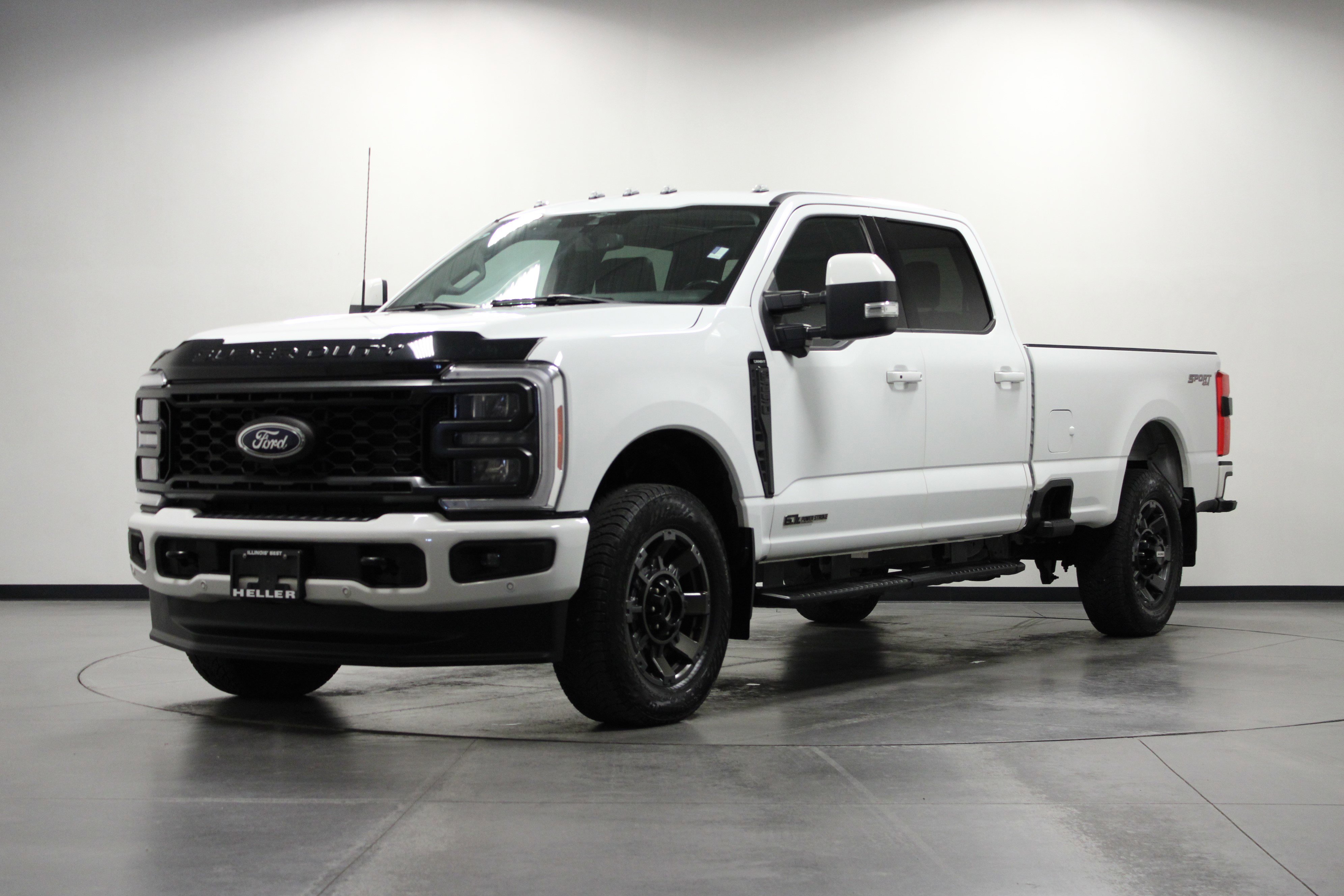 2023 Ford F-250 Lariat photo 7