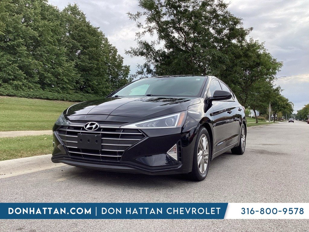 2019 Hyundai Elantra SEL photo 8