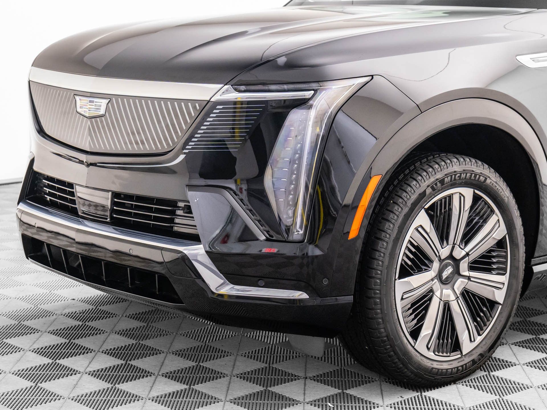 2025 Cadillac Escalade IQ Luxury photo 36
