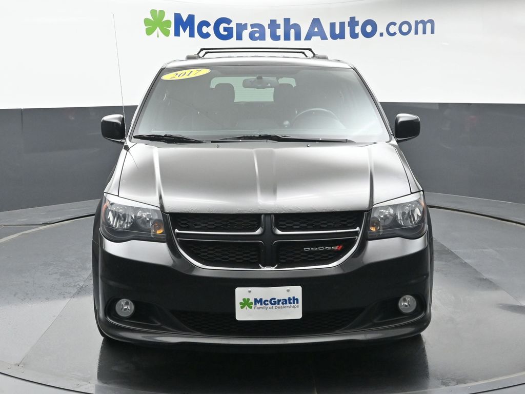 2017 Dodge Grand Caravan GT photo 2