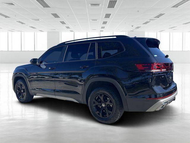 2024 Volkswagen Atlas Peak Edition SE Technology photo 4