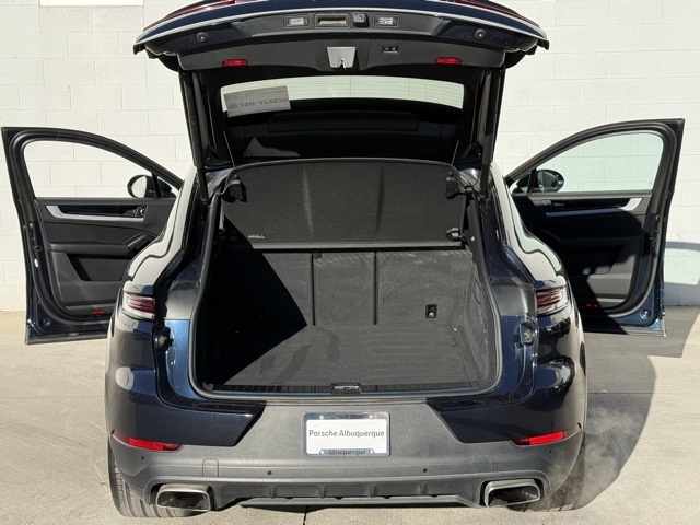 2024 Porsche Cayenne Coupe Base photo 24