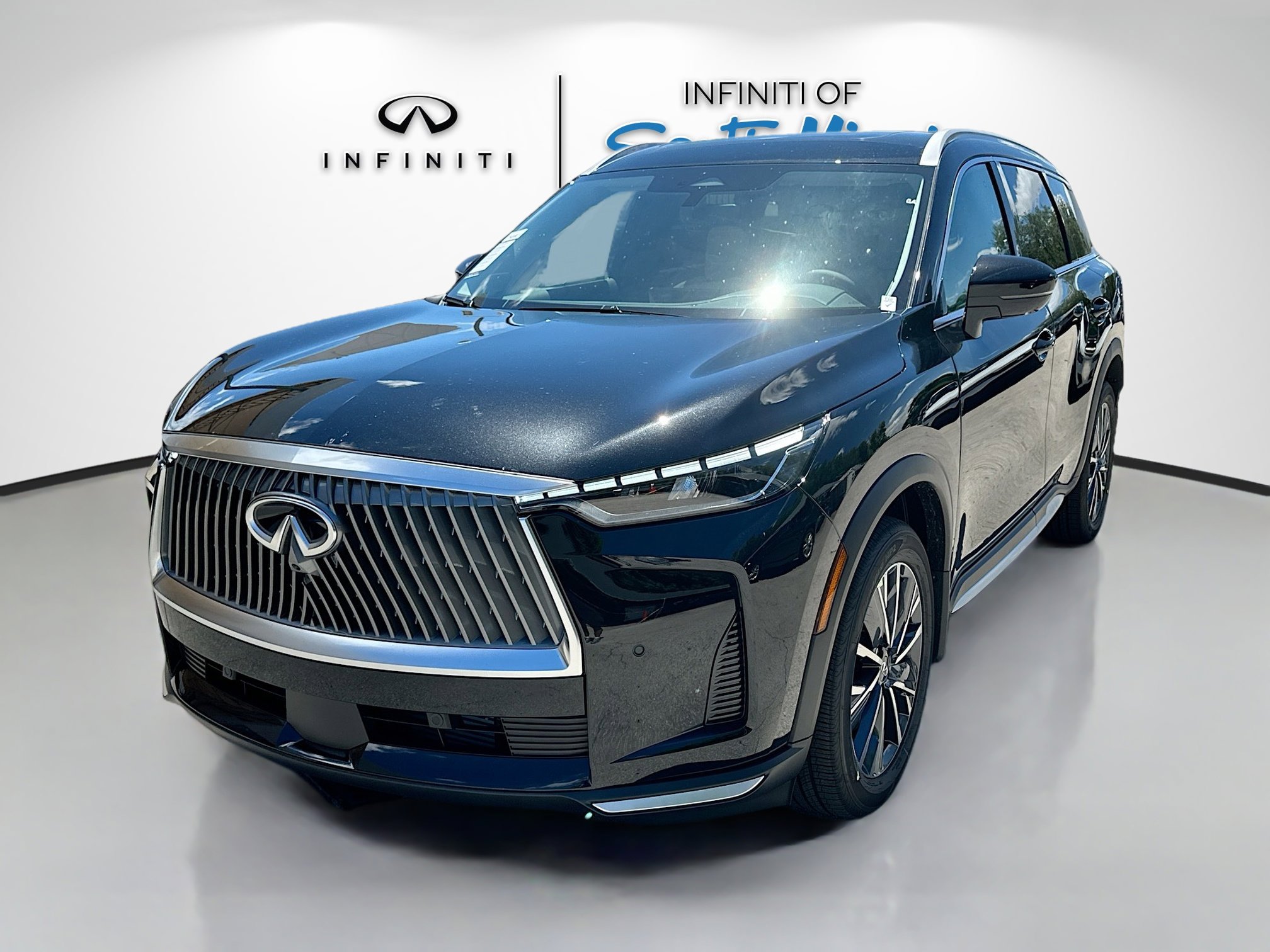 2026 Infiniti QX60 Luxe photo 3