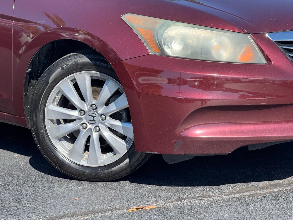 2011 Honda Accord EX-L photo 3