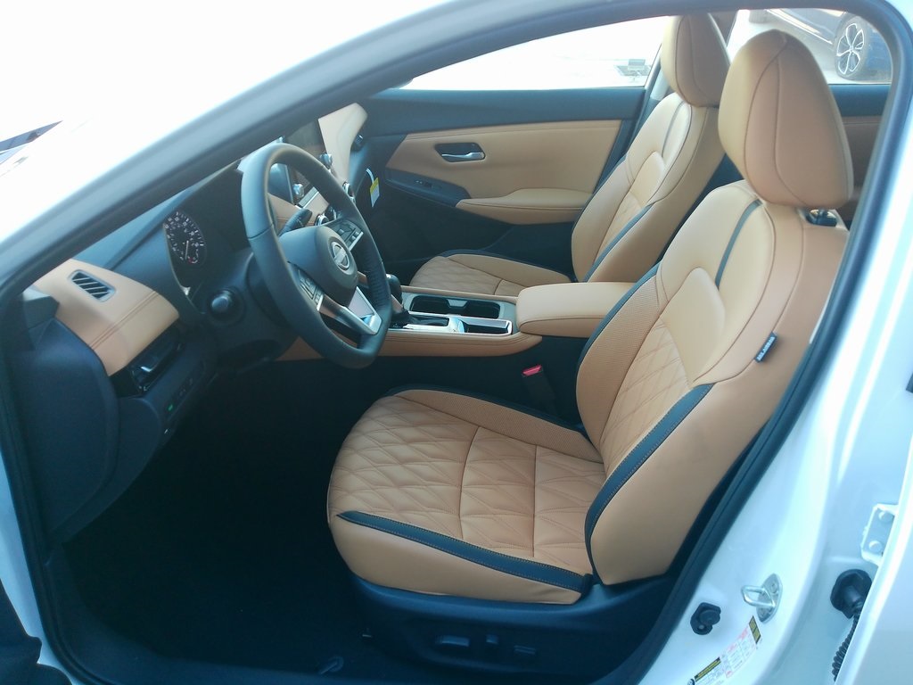 2025 Nissan Sentra SV photo 8