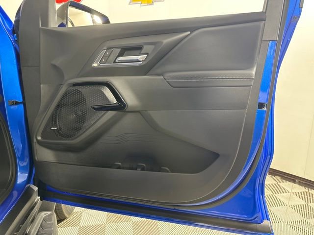 2025 Chevrolet Silverado EV LT photo 21