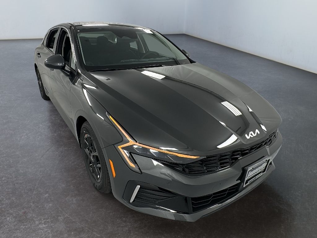 2026 Kia K5 LXS's photo
