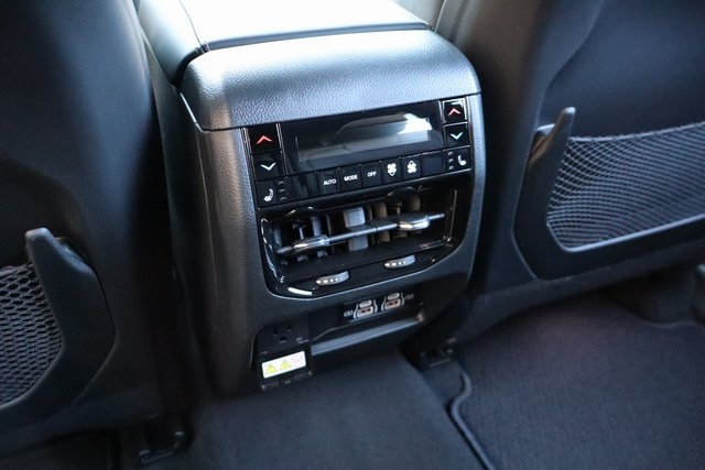 2025 Jeep Grand Cherokee Summit photo 39