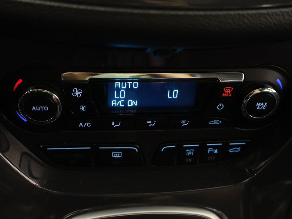 2013 Ford Escape Titanium photo 44