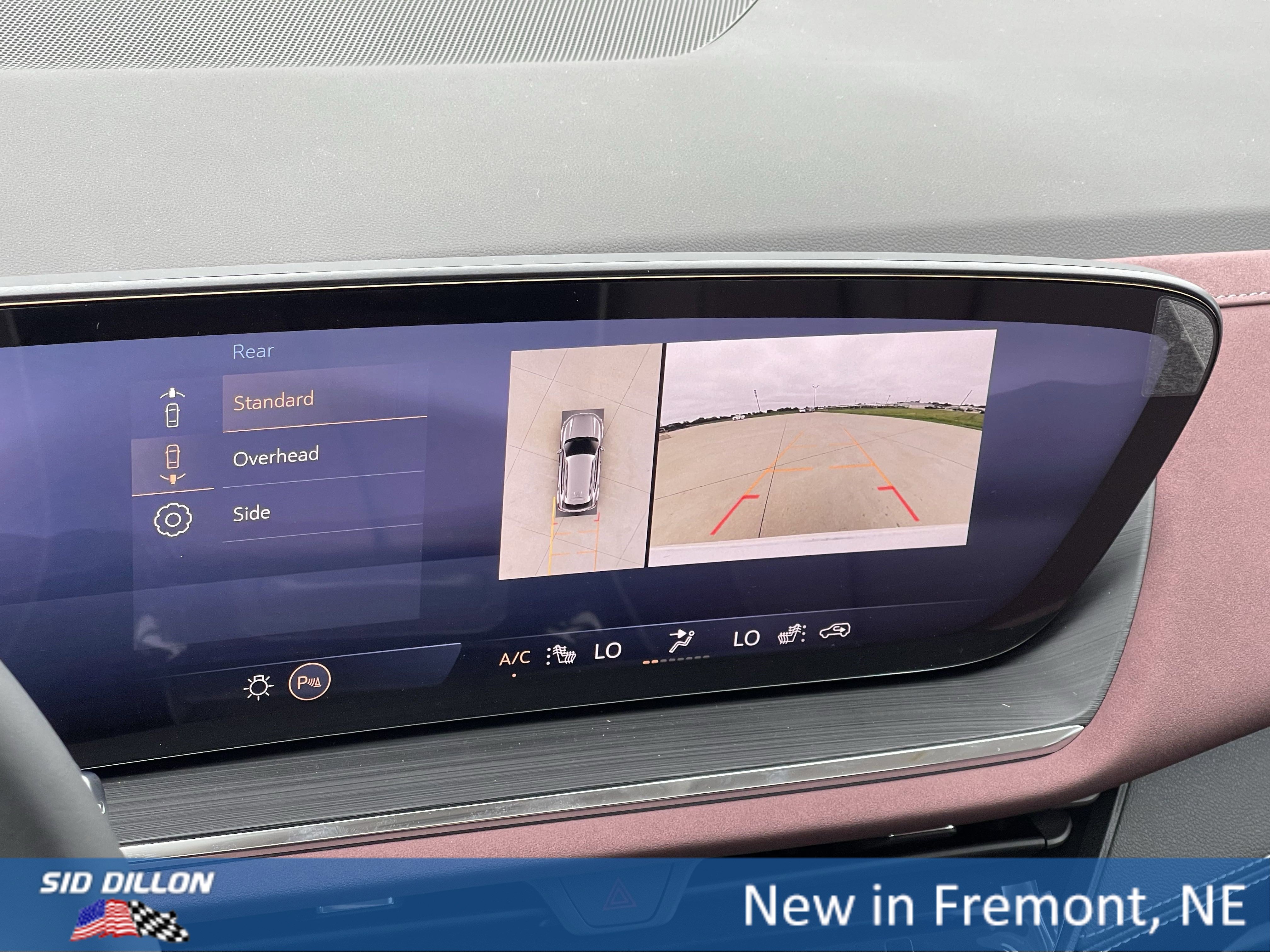 2025 Buick Envision Sport Touring photo 3
