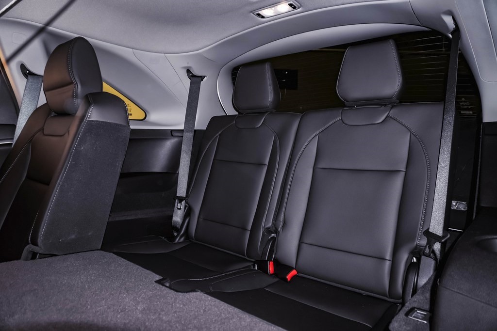 2020 Acura MDX SH-AWD photo 16