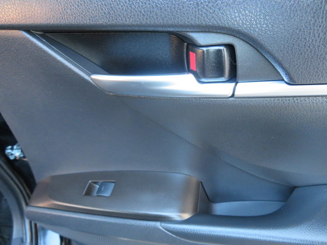 2021 Toyota Camry SE photo 12