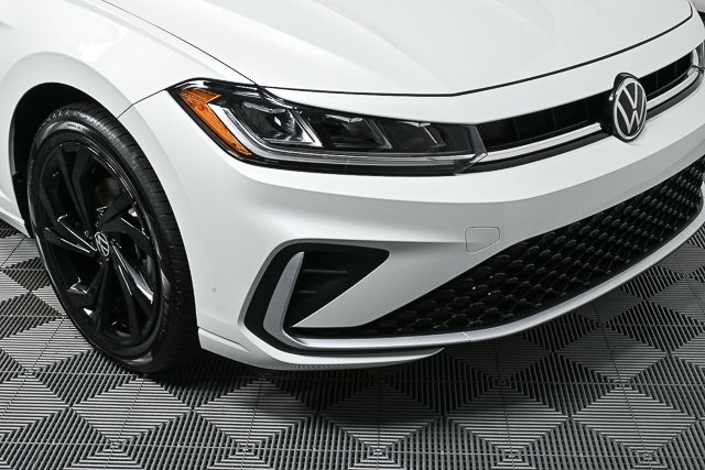 2025 Volkswagen Jetta 1.5T SE photo 31