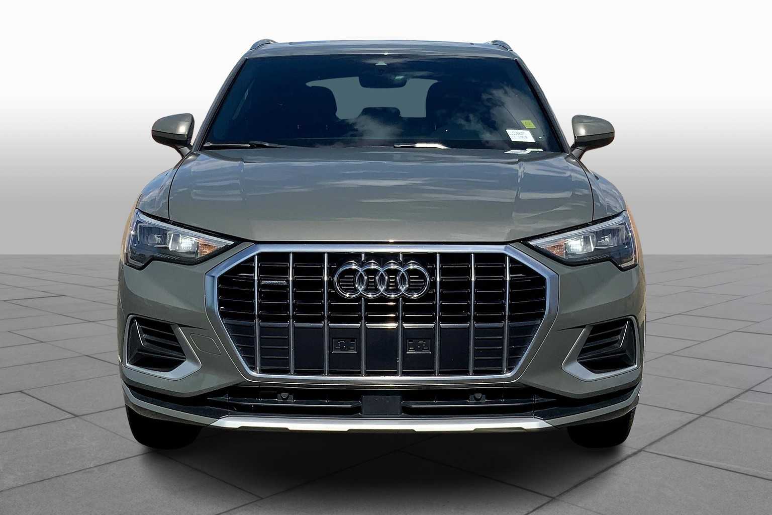 2020 Audi Q3 Premium photo 3