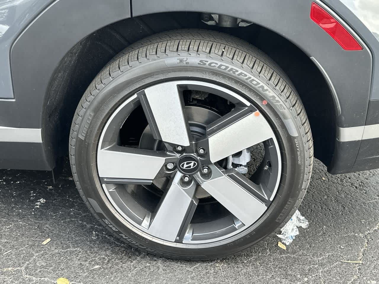 2026 Hyundai Santa Fe Limited photo 9