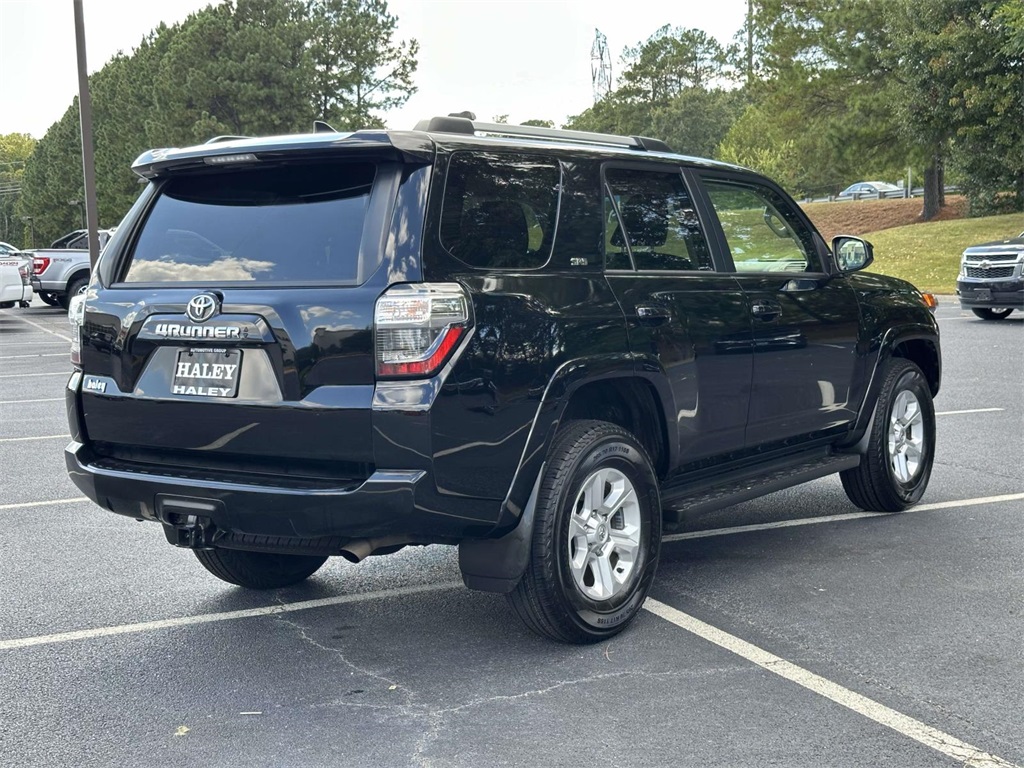 2024 Toyota 4Runner SR5 photo 7