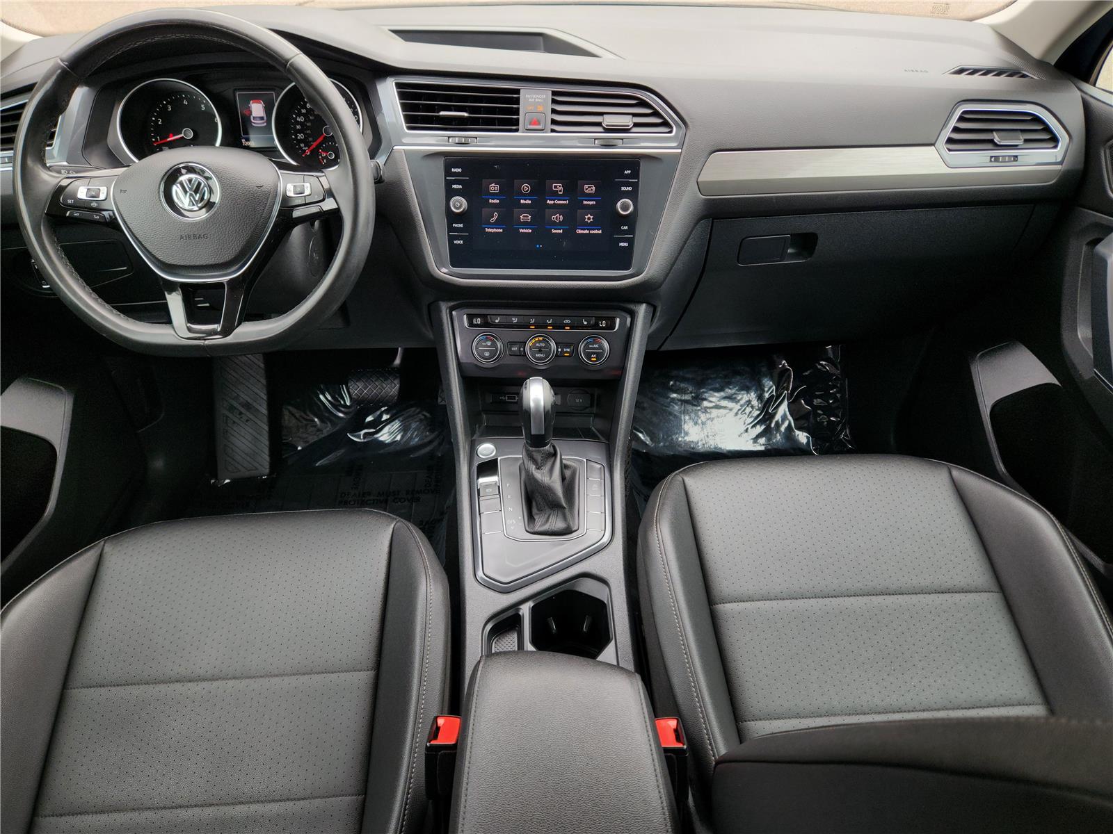 2020 Volkswagen Tiguan SE photo 10