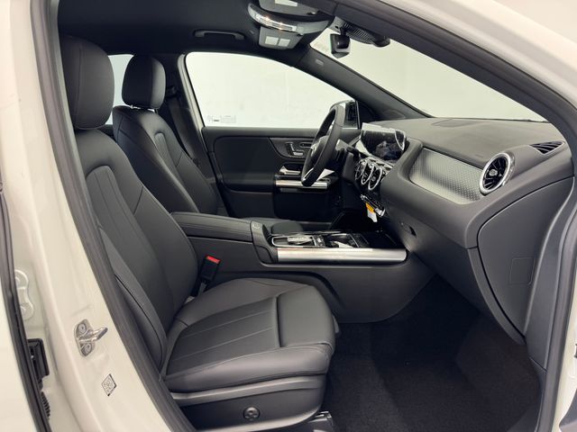 2026 Mercedes Benz GLA 250 photo 17